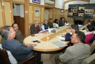 अब अफसर सुधारेंगे सरकारी स्कूलों की दशा, CM सुक्खू ने दिए स्कूलों के औचक निरीक्षण के निर्देश